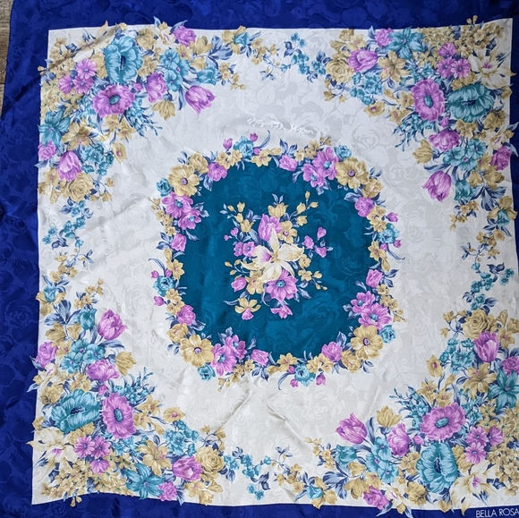 Bella Rosa Vintage Scarf - Picture 3 of 4